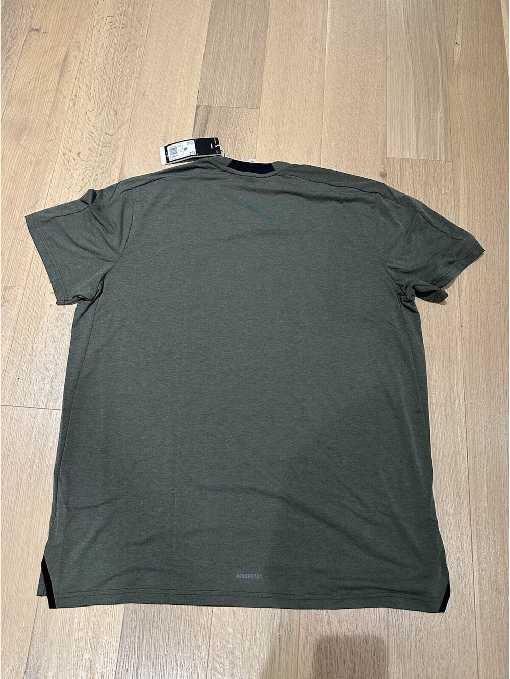 Adidas aeroready T-shirt Men’s Size XL Green